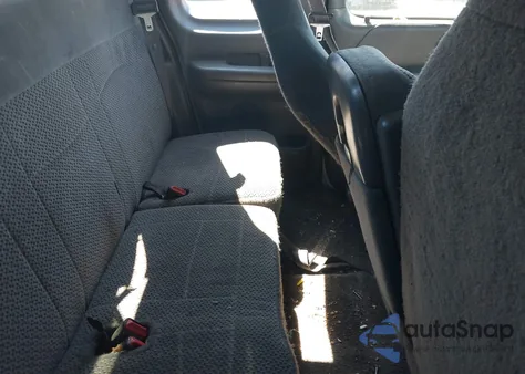 1999 Ford F-150 Lariat/Work Series/Xl/Xlt из США, поврежденный, VIN 1FTRX17W7XKA74517